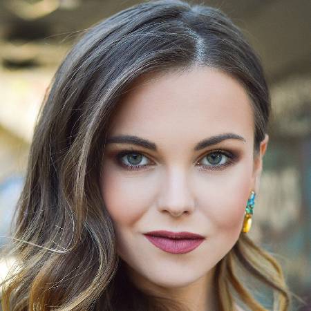 Fakeface Ai-Powered Online Tool